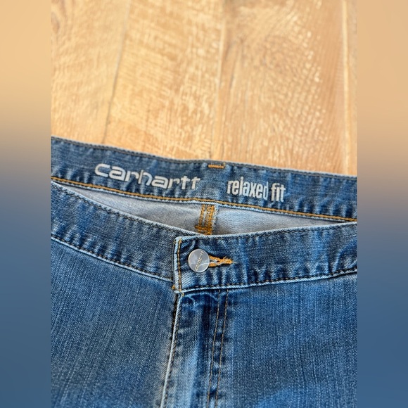 Carhartt Jeans Mens Size 42 x 30 Blue Medium Wash Denim Relaxed Fit - Picture 4 of 11